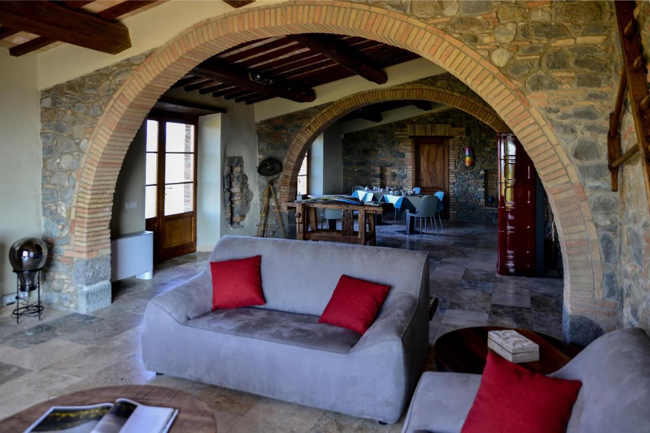 Casa Al Maestro B&B Radicofani Exterior foto