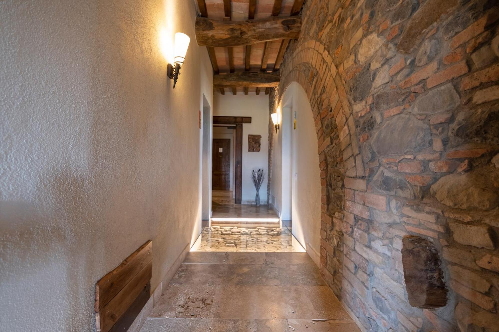 Casa Al Maestro B&B Radicofani Exterior foto